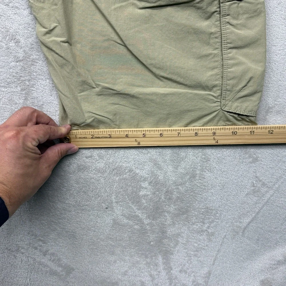 The North Face Cargo Shorts Mens 32 Khaki Green Hiking Outdoor Utility Camping